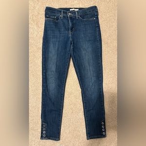 Levi's 311 Shaping Skinny Jeans - Size 28